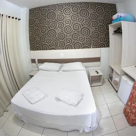 Hotel Sambakia Realeza Exterior photo