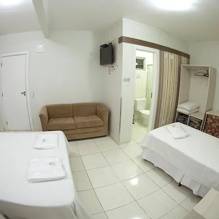 Hotel Sambakia Realeza Exterior photo