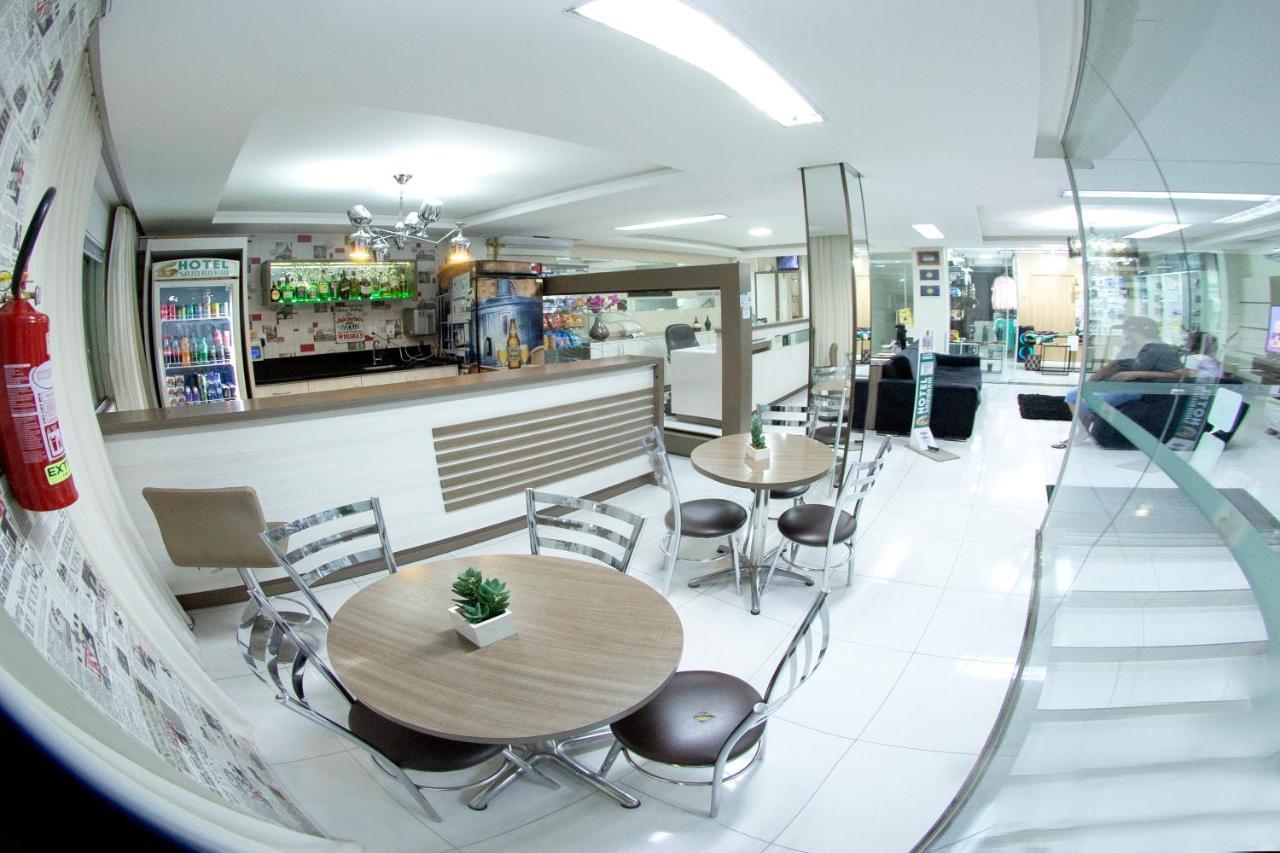 Sambakia Hotel Realeza